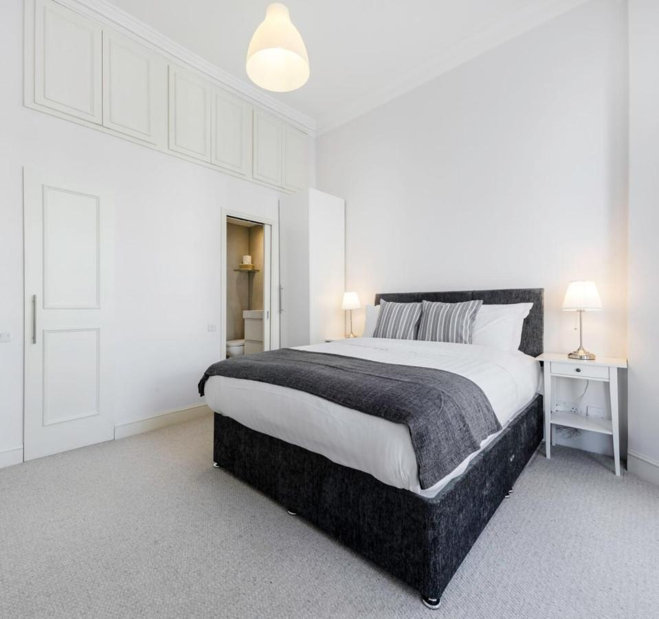Elegant Earl'S Court 2 Bedroom Flat Just 4 Minutes From Tube London Luaran gambar